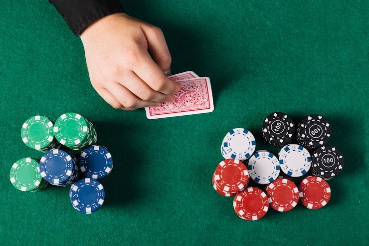 Contoh navigasi yang mudah dibaca di layar kecil